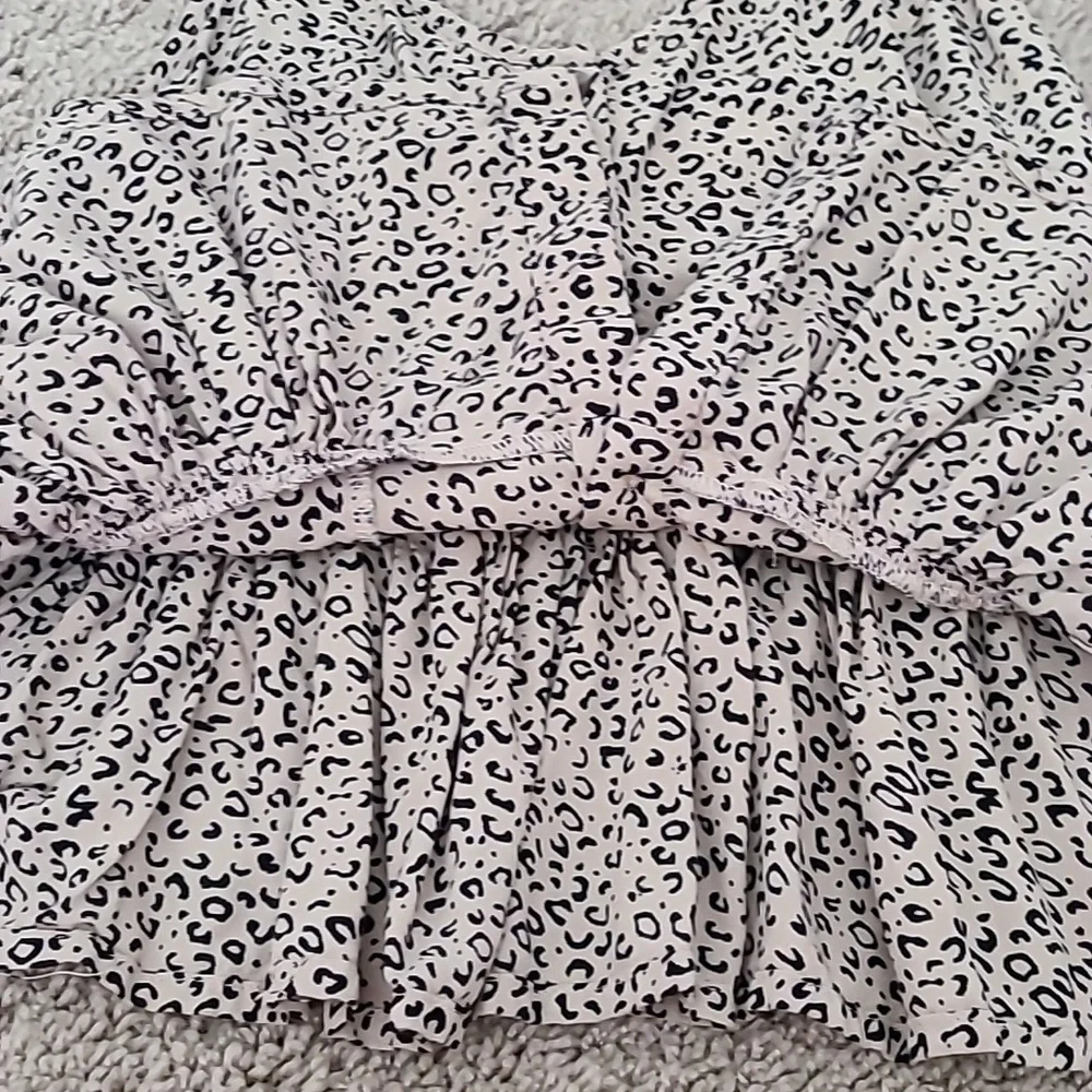 Cheeta print peplum tank - Picture 4 of 6